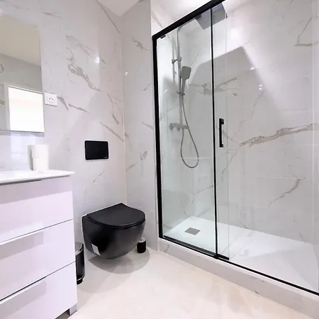 - Welcome To Laura Balneo Apartment *